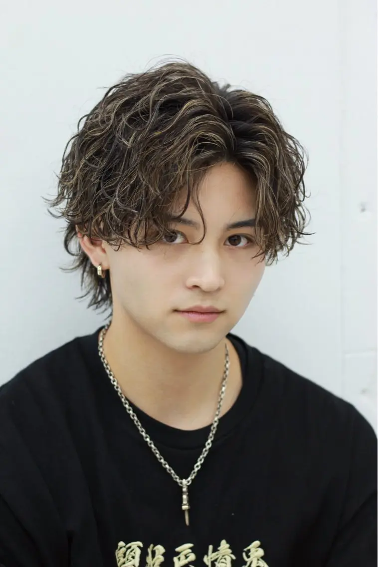 ミディアム ハイライト カット パーマ メンズ特化 美容師かずまのヘアスタイル