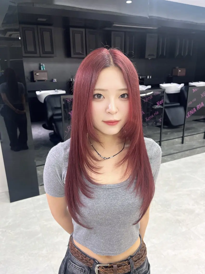 ロング カラー レッドカラー カット ヘアカラー Ririka /透明感カラーのヘアスタイル