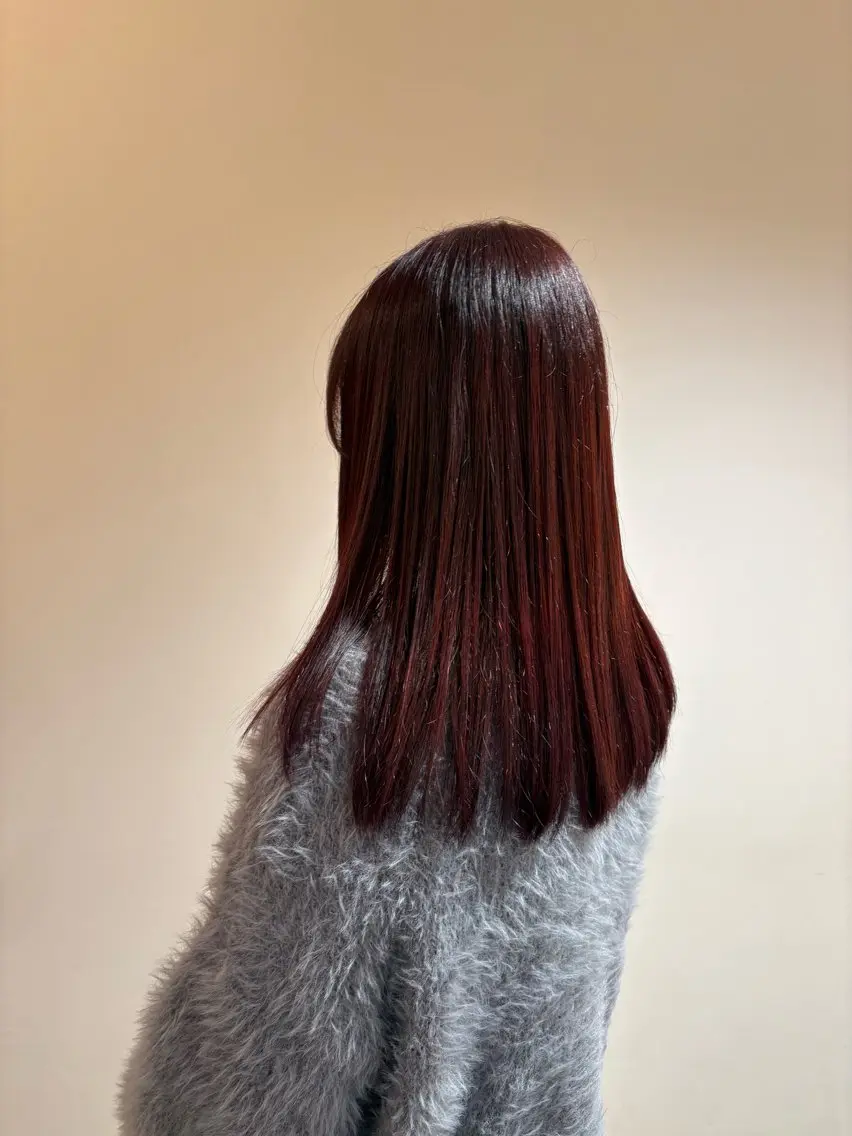 カラー レッドカラー newi京橋 chiyumiのヘアスタイル