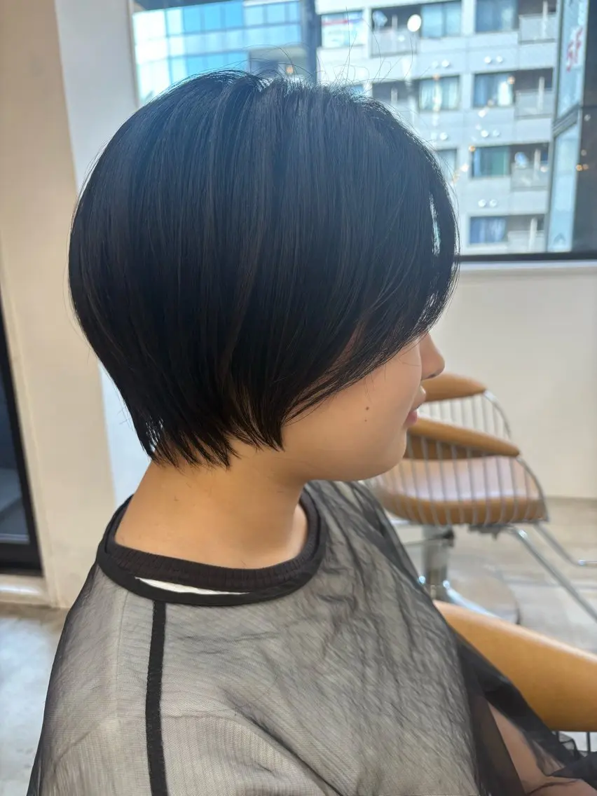 ショート カット ヘアカラー トリートメント オリーブベージュ/ボ ブ縮毛矯正たまき🧡のヘアスタイル
