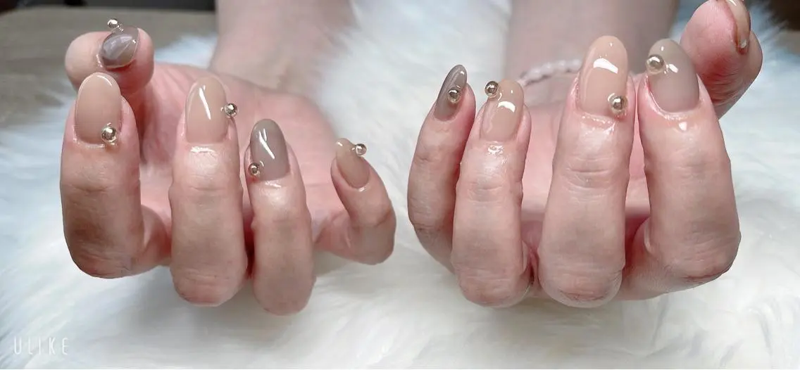 ミディアム ネイル シンプルネイル Collection Nailsaronのネイルデザイン