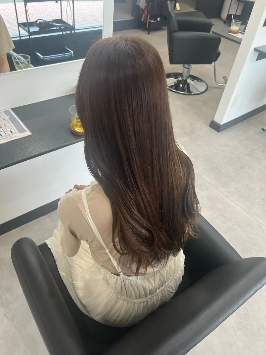 ロング カラー ベージュカラー オリーブベージュ 多田 朝光のヘアスタイル