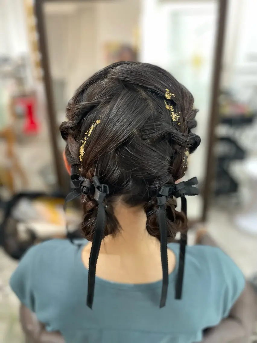 ヘアアクセ付き🐚🫧(パールピンor金箔or銀箔)ヘアセットの写真