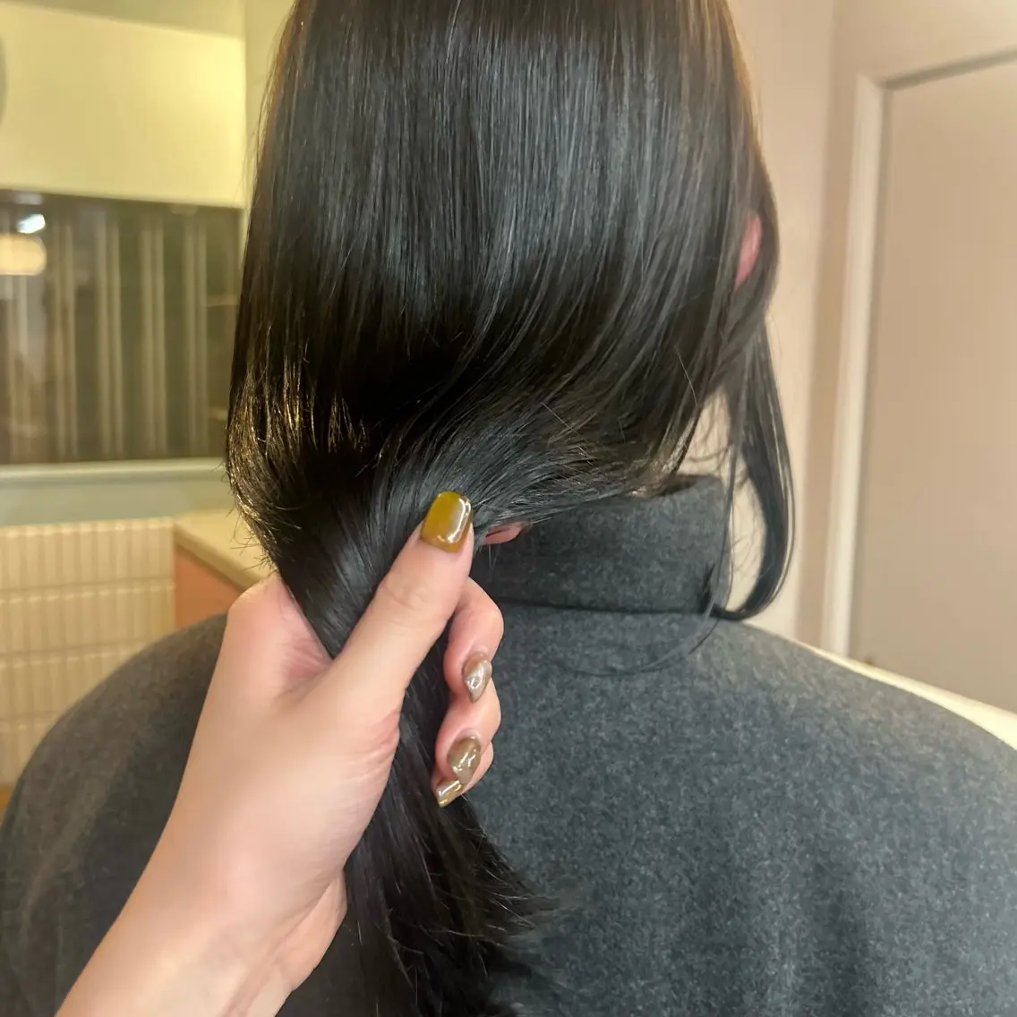 ミディアム カラー MUKU リカのヘアスタイル
