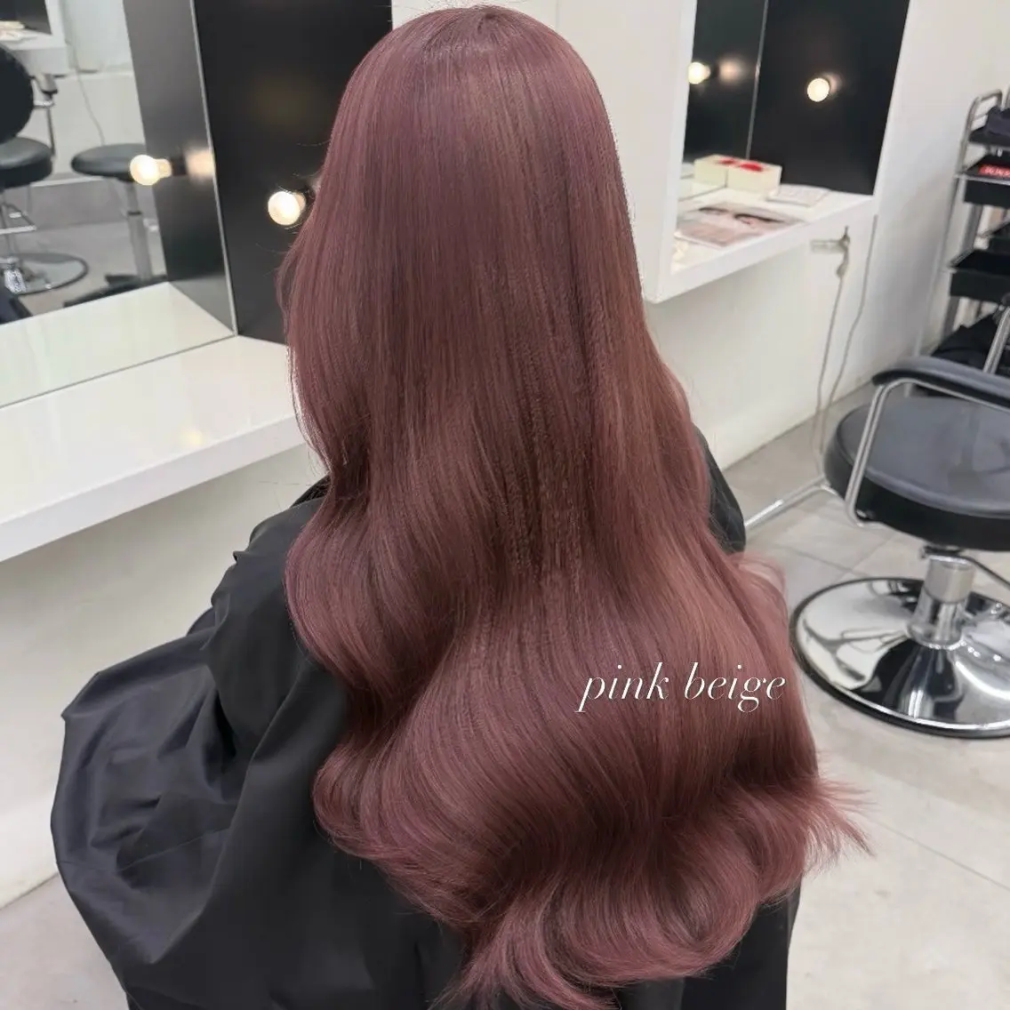 ロング カラー パーマ アッシュ アッシュグレー アッシュグレージュ ベージュカラー ブリーチ カット ヘアカラー トリートメント 🎀ピンクベージュ/ satsuki🎀のヘアスタイル