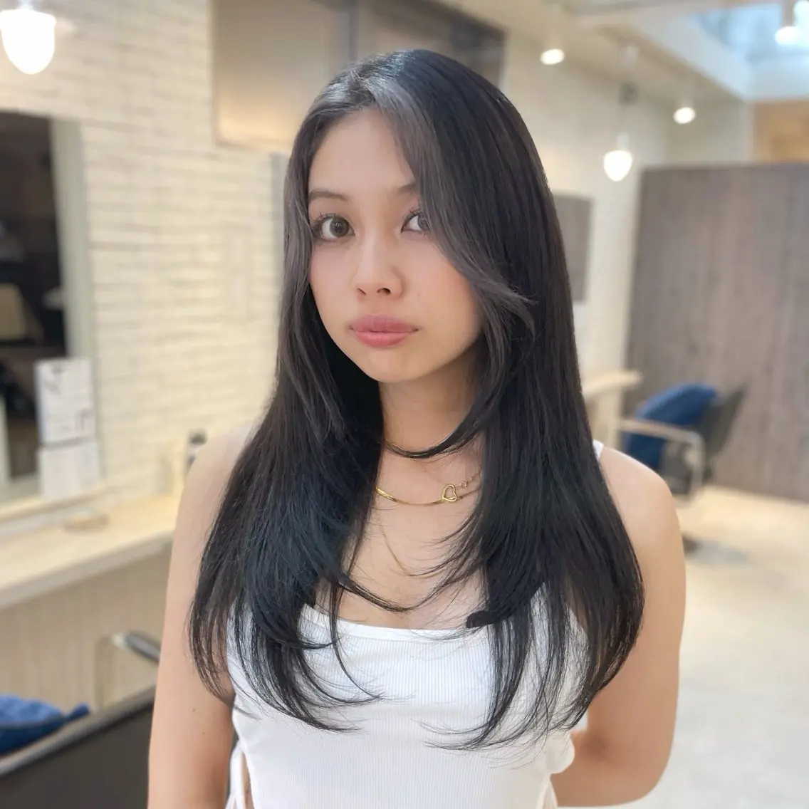ロング カラー ミストバング フェイスフレーミング シルバー miyu♡̷̷ 韓国ヘア/顔まわりのヘアスタイル
