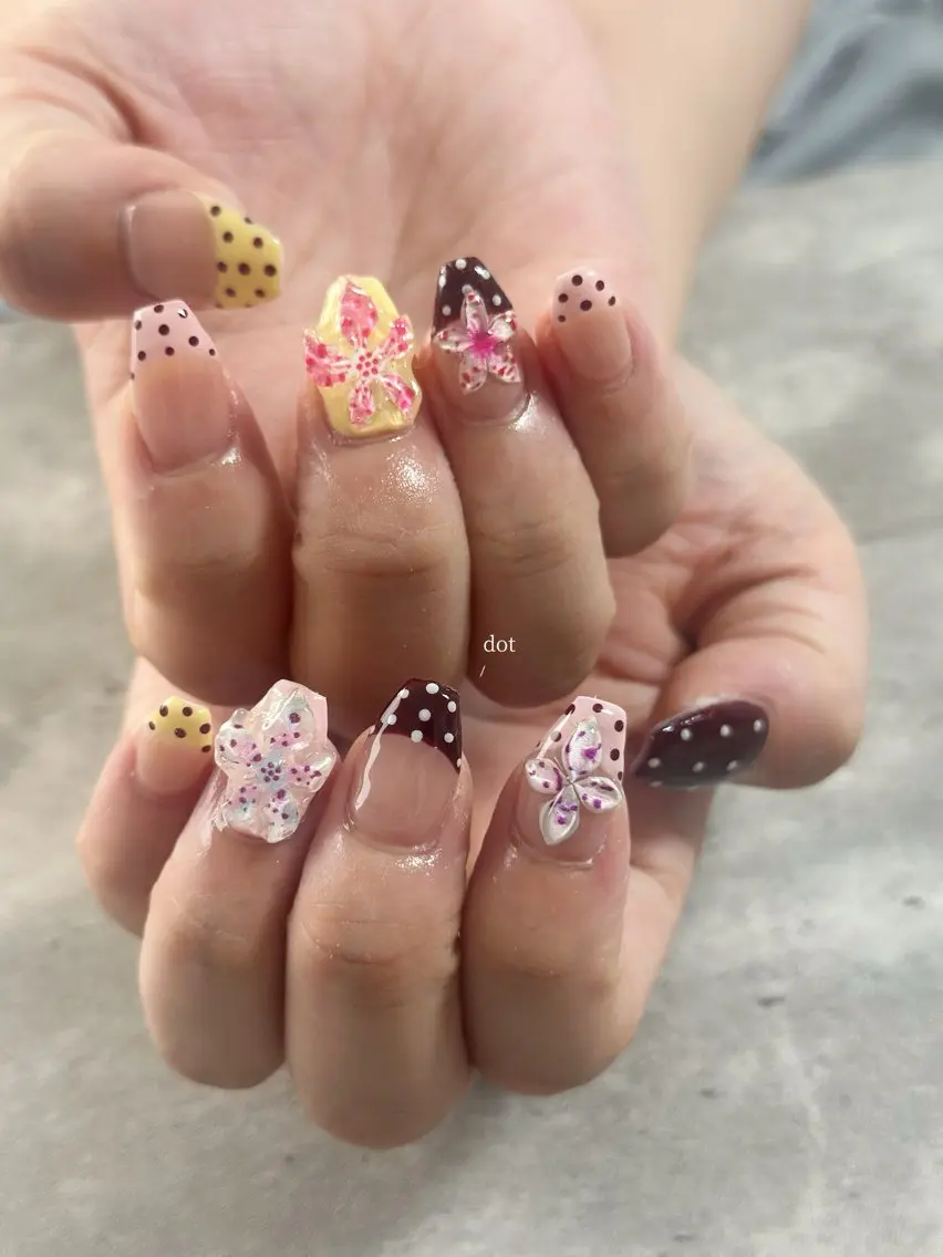 ネイル ハンドネイル One's Nail Roomのネイルデザイン