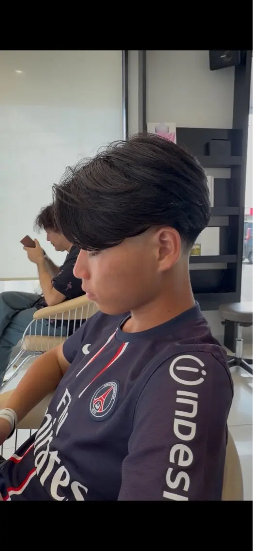 パーマ メンズ 畑 雄貴のヘアスタイル