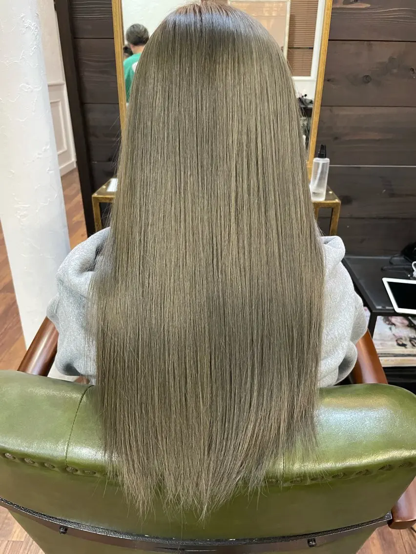 ロング ヘアカラー 下林 雅明のヘアスタイル