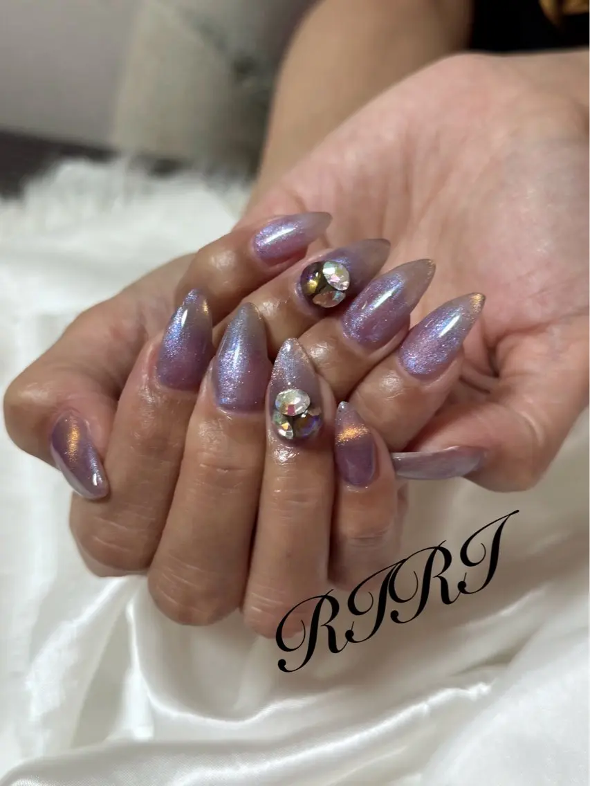 ネイル オーロラネイル ジェルネイル キラキラネイル マグネットネイル ショートネイル ハンドネイル riri オーナーのネイルデザイン