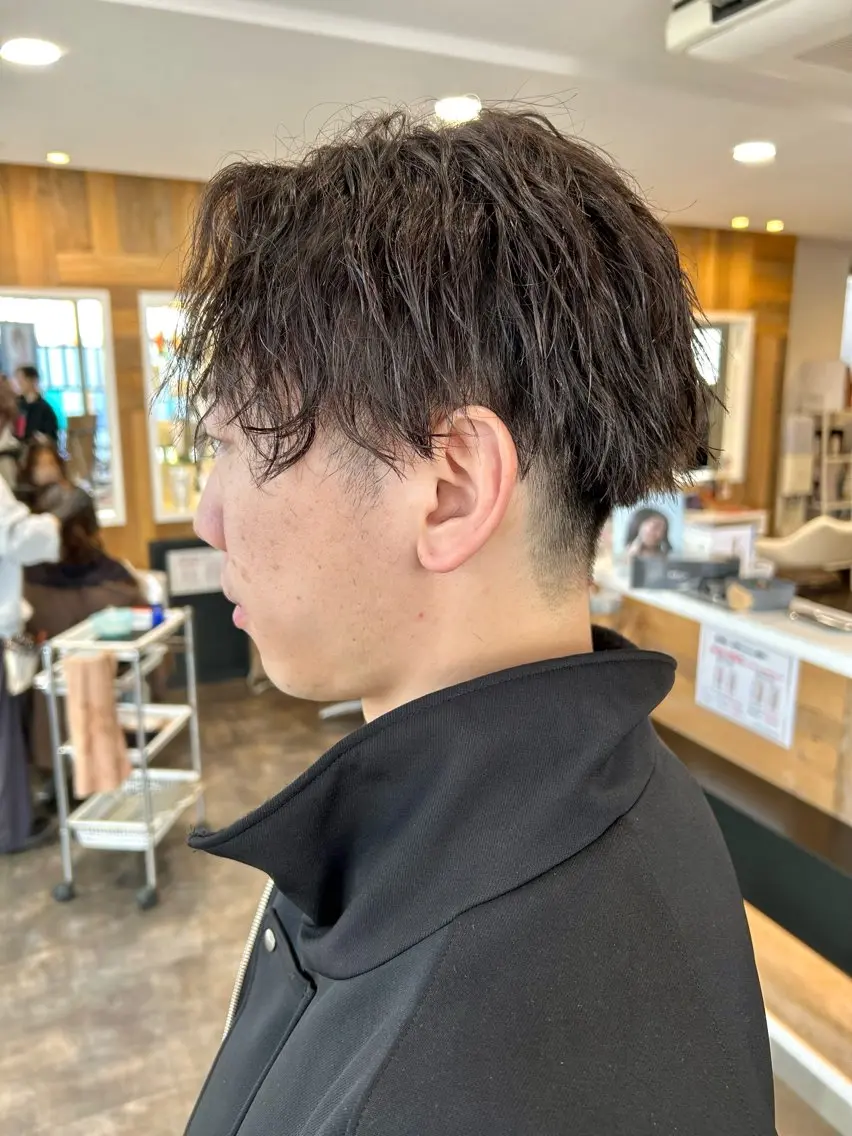 ショート パーマ メンズ カラーモデル募集中 美容室ハピスのヘアスタイル