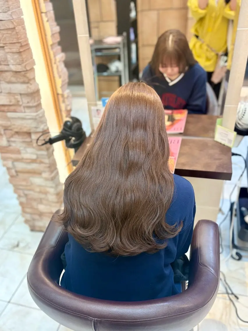 ロング カラー 透明感カラー ダブルカラー グレージュ ヘアカラー トリートメント 🎀透明感カラー 🎀ナズナのヘアスタイル