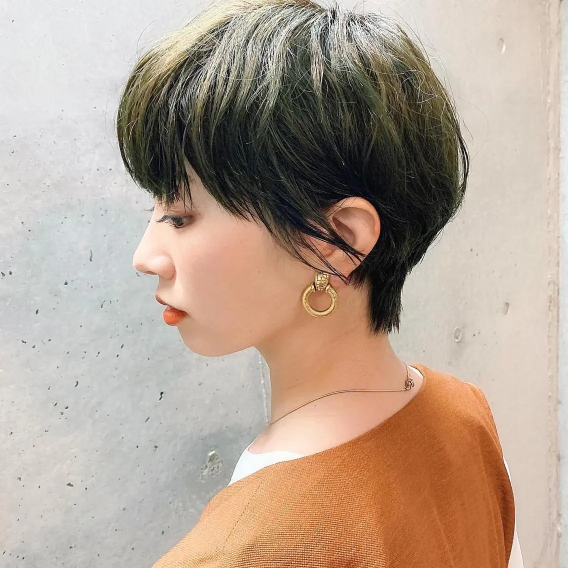 ショート カラー パーマ 中川 竜誠のヘアスタイル