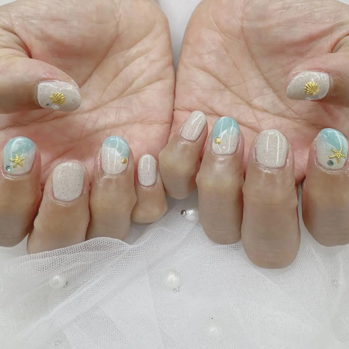 ネイル Nail salon Honey Beeのネイルデザイン