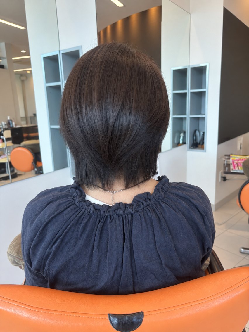 ショート カラー ブラウンカラー ヘアカラー 米本 実桜のヘアスタイル