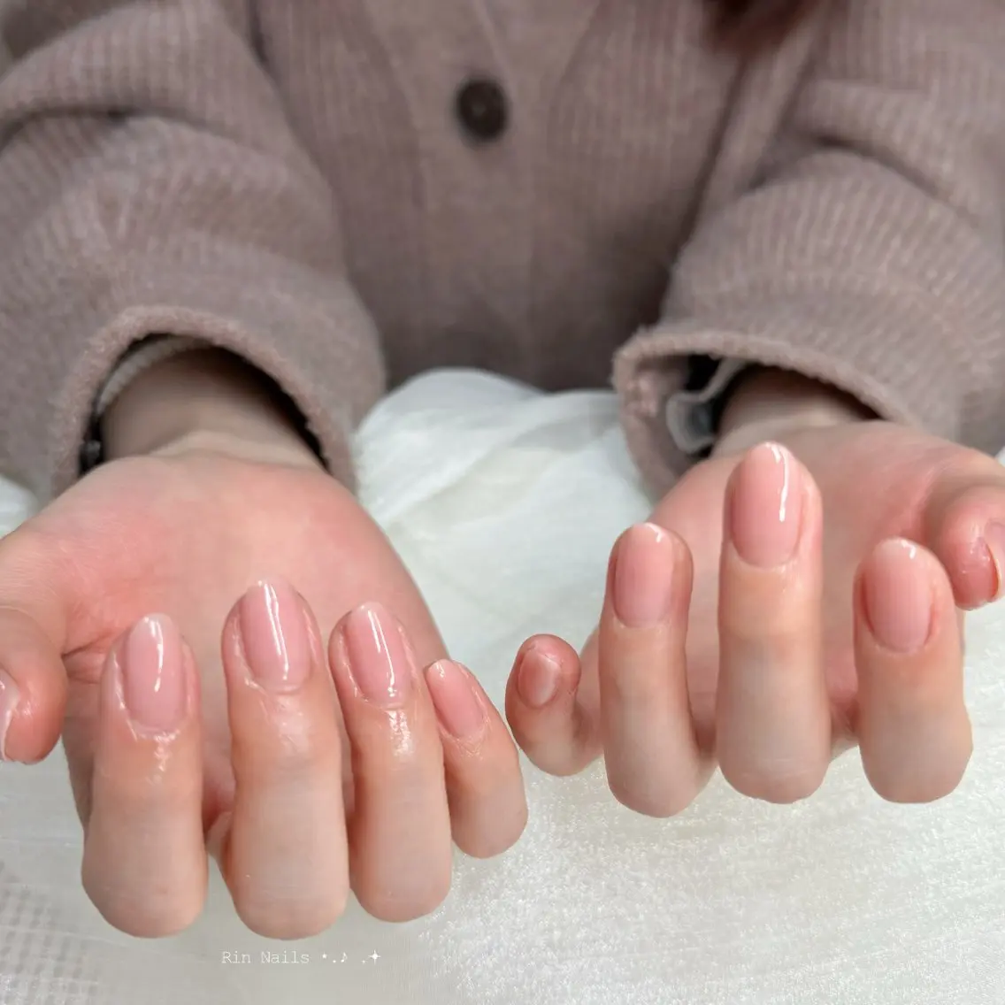 ショート ハンドネイル RIN NAILS ᥫ᭡Migusaのネイルデザイン