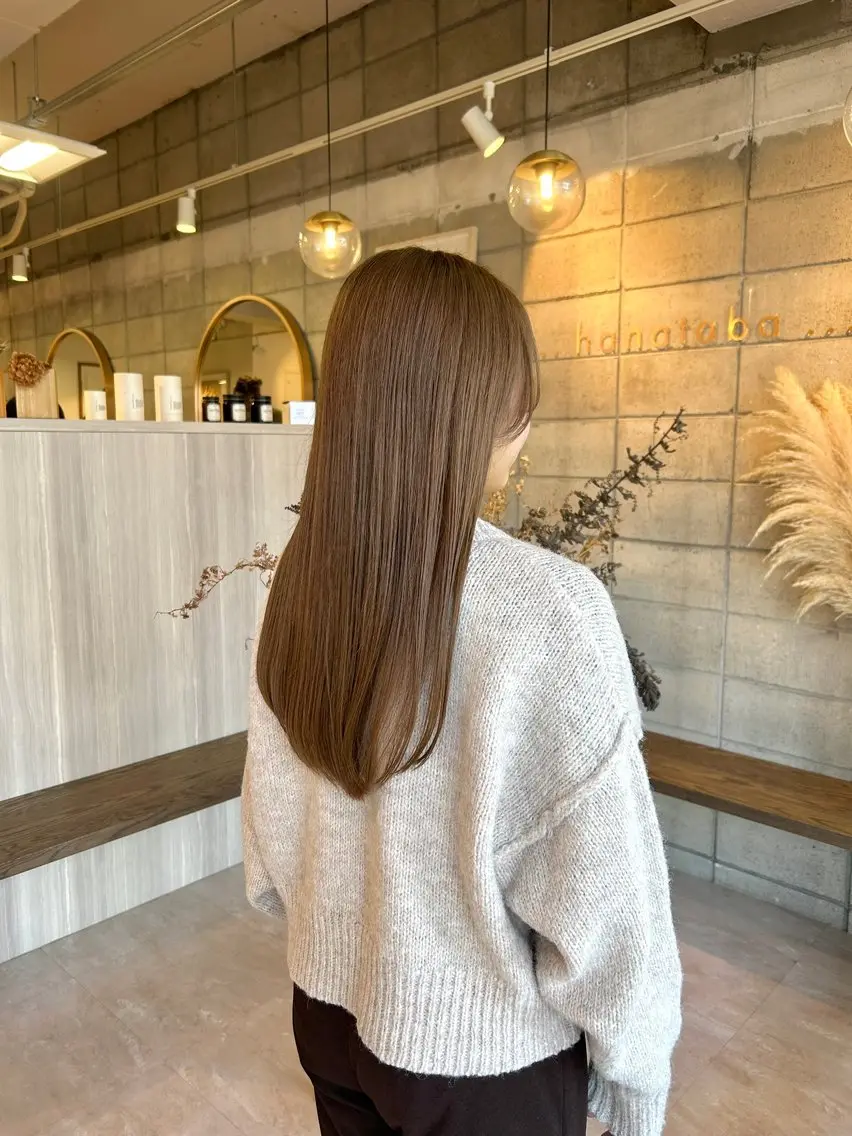 ロング カラー 眞名子 瑞紀のヘアスタイル
