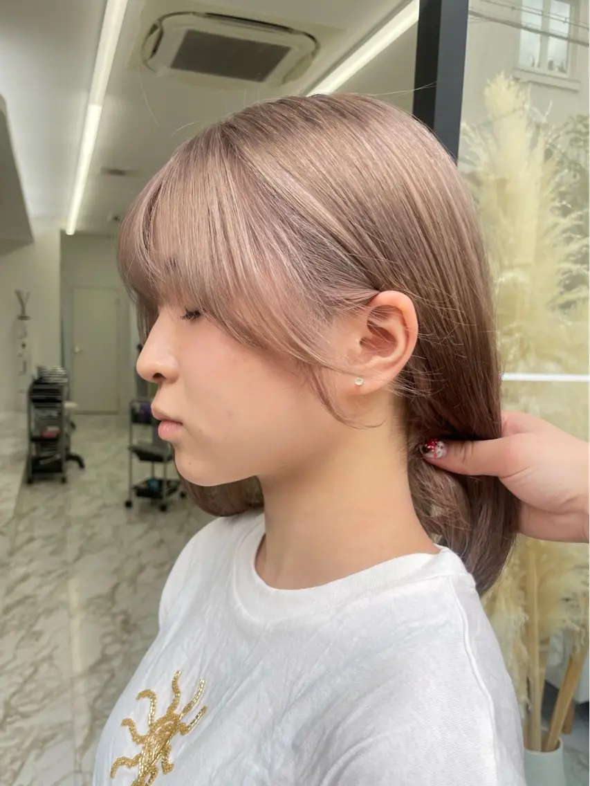 ミディアム ヘアカラー Hiroka / NANAのヘアスタイル