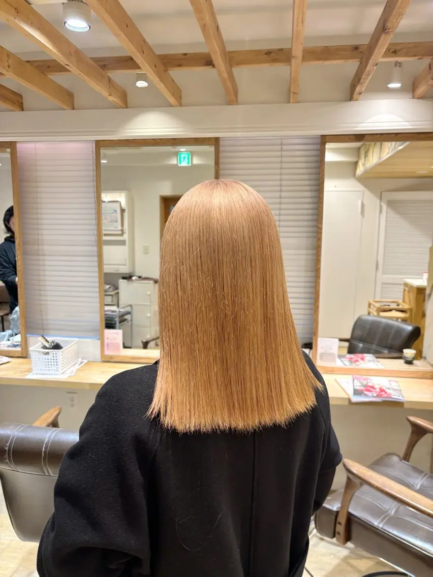 ミディアム カラー カット ヘアカラー トリートメント 新宿/ 新井彩斗のヘアスタイル