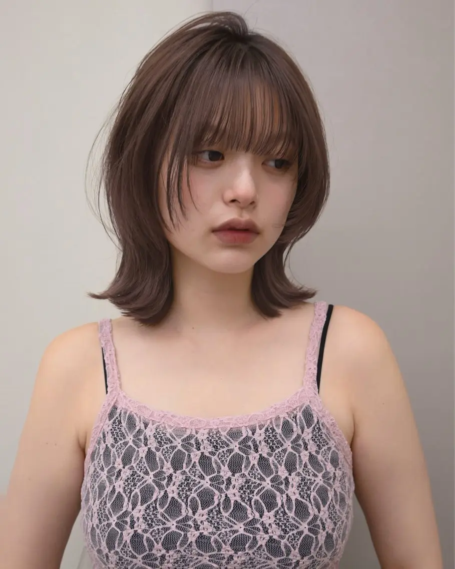 ミディアム カラー aya / ニュアンスカラーのヘアスタイル