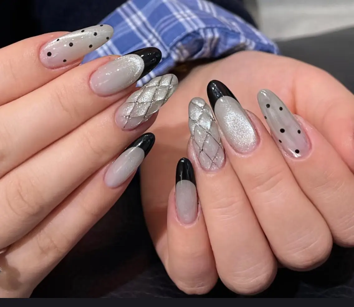ネイル ハンドネイル ハンドケア 🍑 momo_nailのネイルデザイン