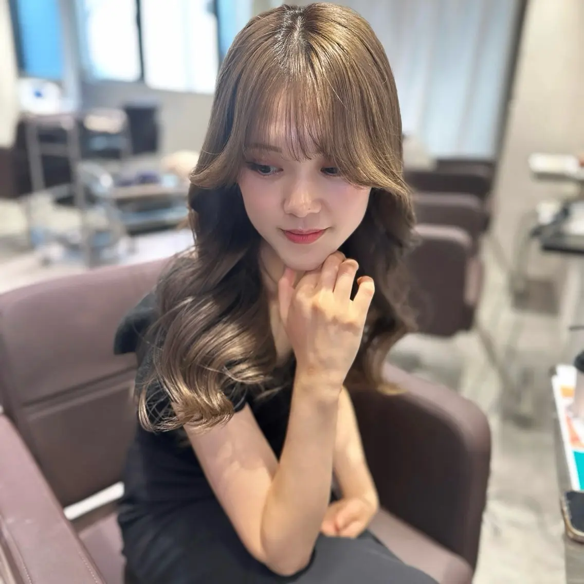 ロング カラー パーマ ヘアアレンジ ブリーチ ケアブリーチ ダブルカラー ハイライトカラー インナーカラー カット ヘアカラー トリートメント 髪質改善/レイヤー 縮毛矯正/ケラチン耀のヘアスタイル