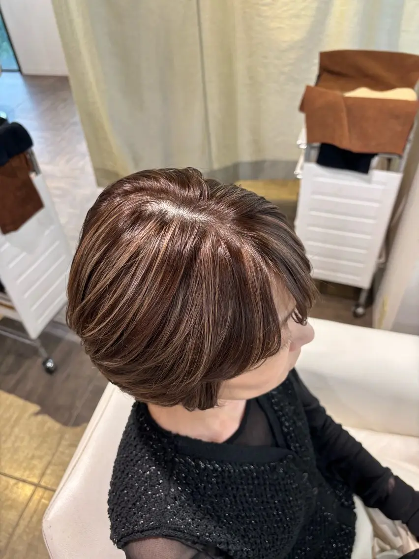 ショート カラー ベージュカラー 透明感カラー ハイライトカラー ミルクティーベージュ ハイライト ヘアカラー TSUKASA カラーモデル募集中のヘアスタイル