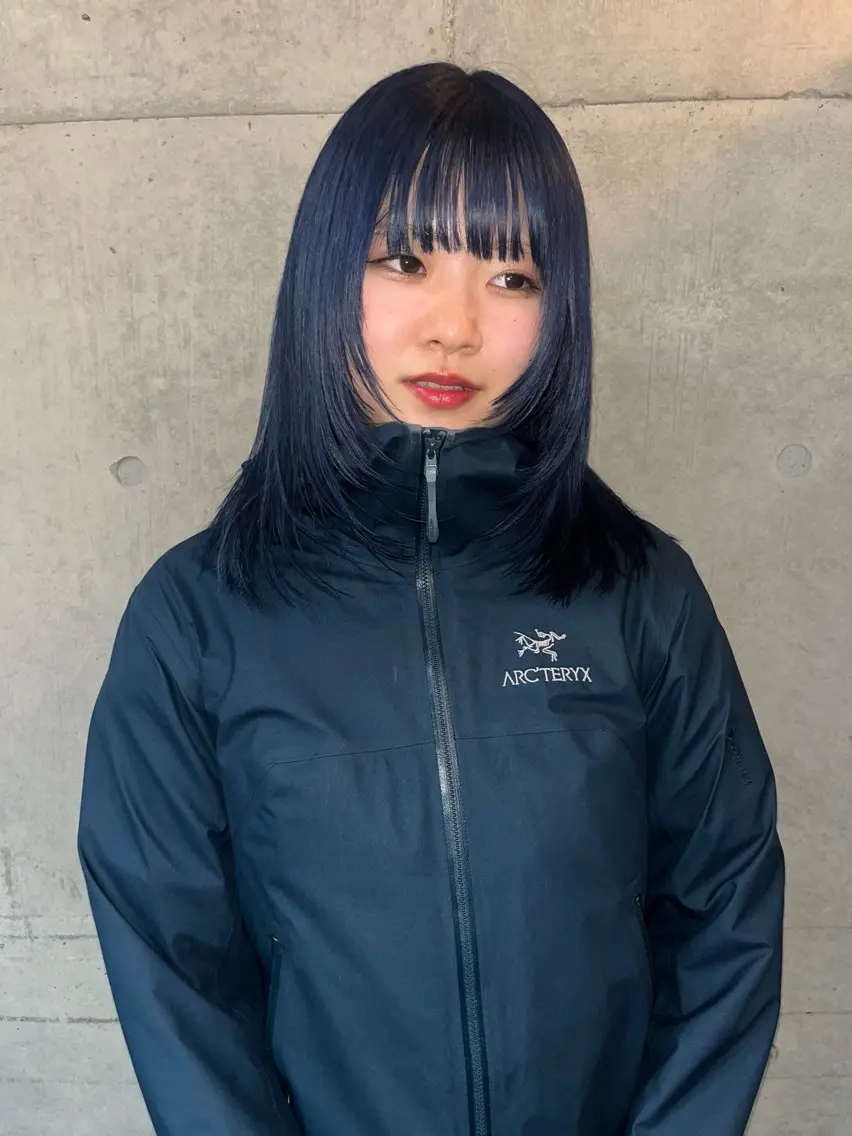 ミディアム 顔まわりレイヤー ハイレイヤー レイヤーカット シャギー カット ヘアカラー トリートメント レイヤーカット\ウル フ　chinatsuのヘアスタイル
