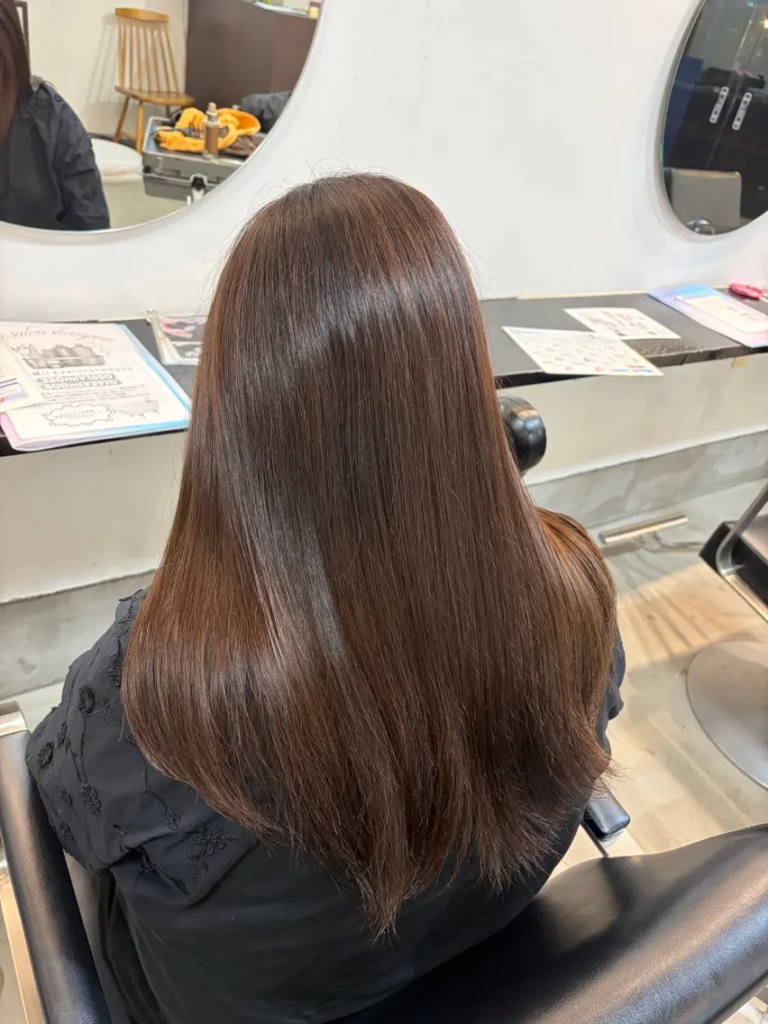 ロング カラー LUCK ユナのヘアスタイル