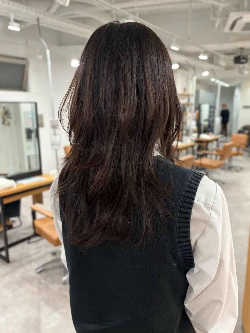 ロング カット 細野 菜月のヘアスタイル