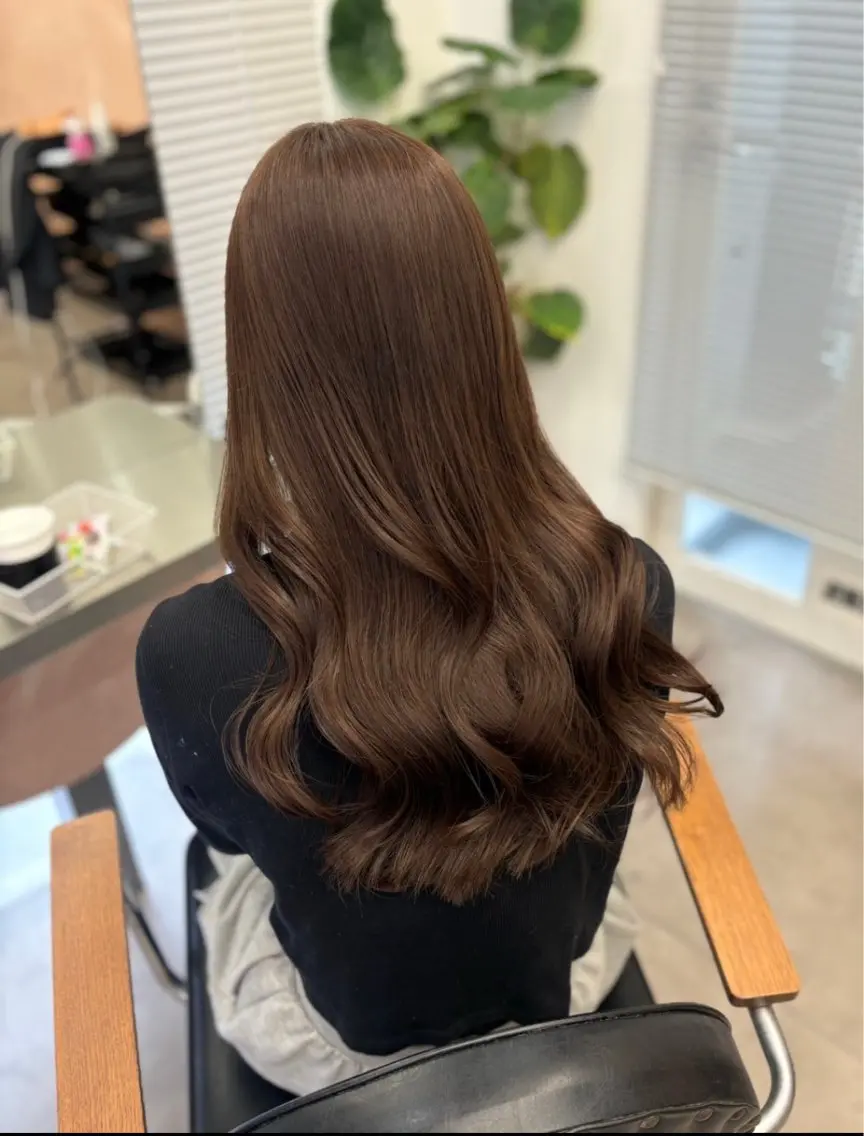 ロング カラー ベージュカラー ブリーチ ブリーチなしカラー 学生 トリートメント 仙台/ベージュ／ 艶カラー／三宅空翔のヘアスタイル