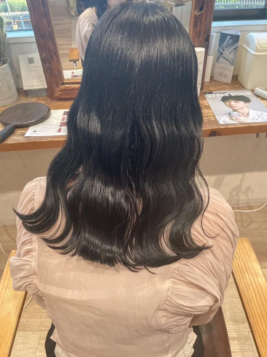 セミロング カラー ヘアカラー cut/nail ▫️イチカ🌻のネイルデザイン