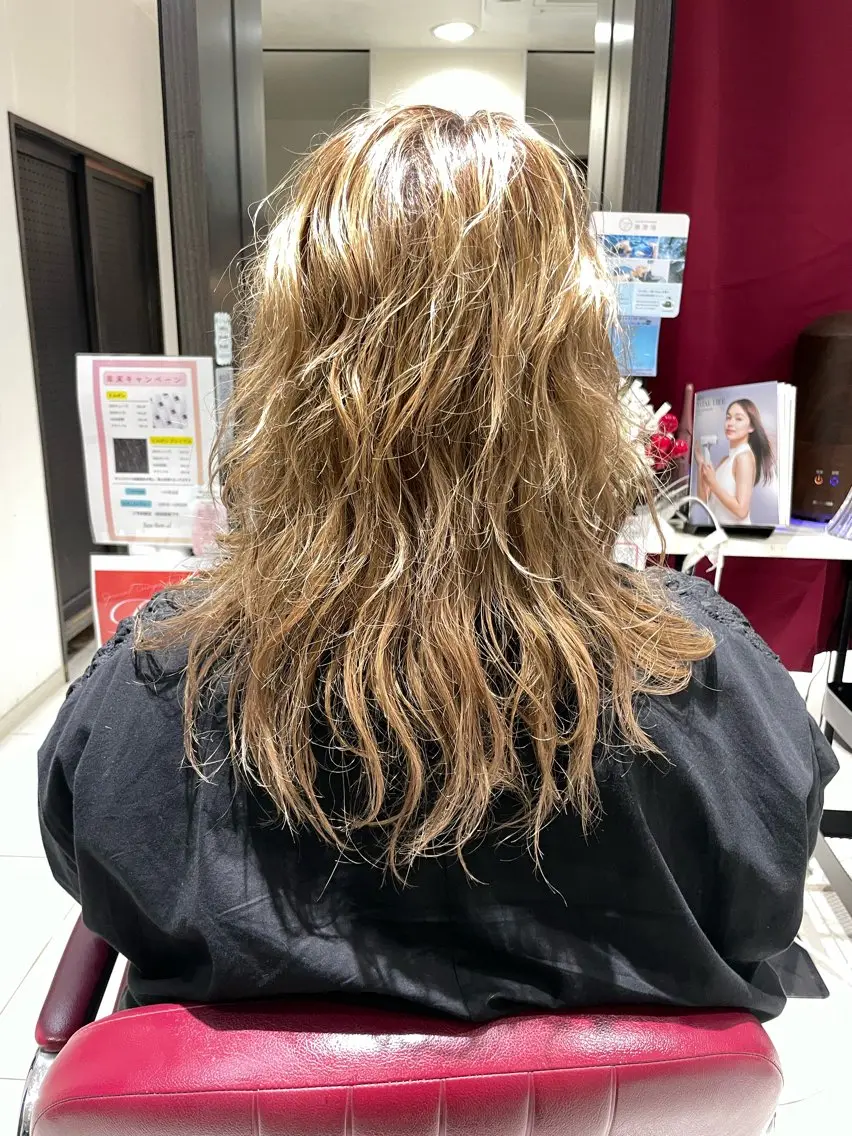 ロング レイヤーカット カット シーズナル kahoのヘアスタイル