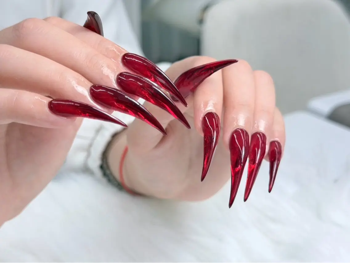 ロング 韓国風ヘア ロング ハンドネイル 28nails .thaoのネイルデザイン