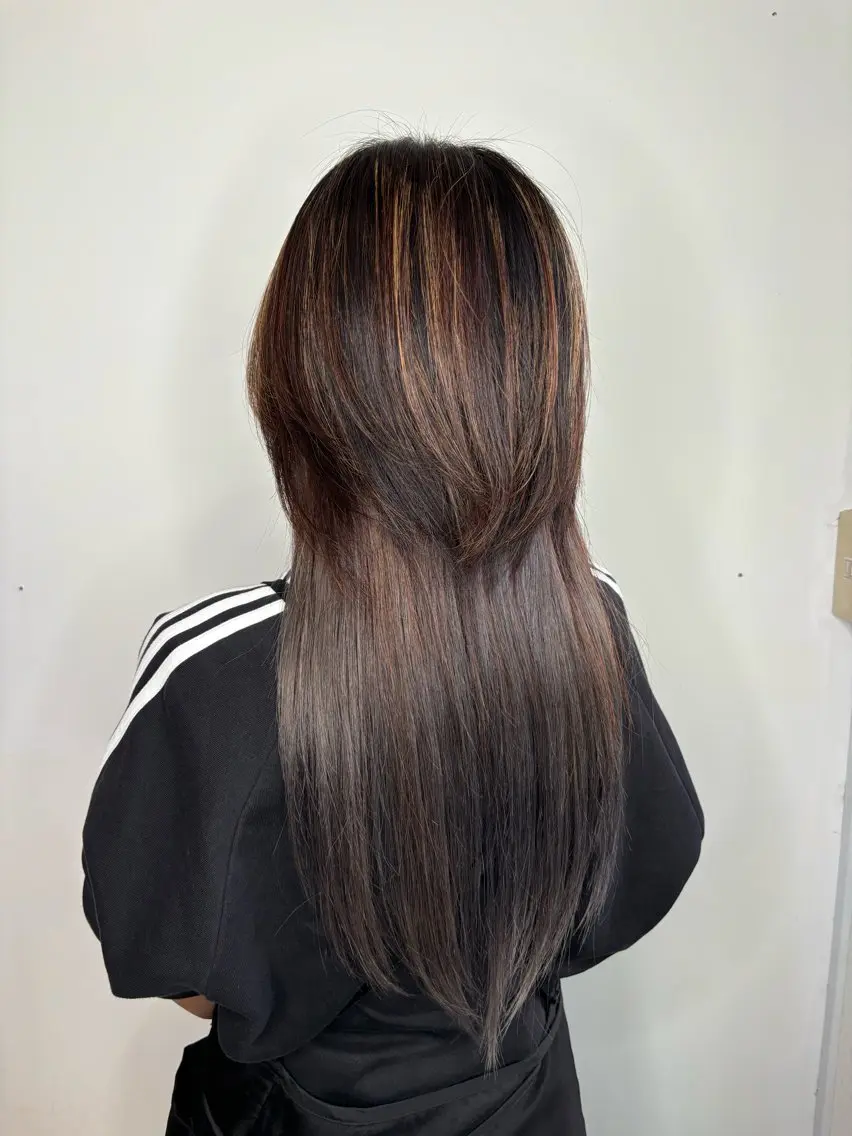 ロング 飯岡 セナのヘアスタイル