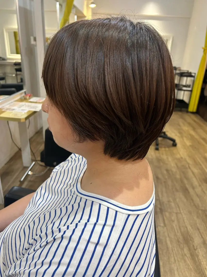 ショート ボブ くびれヘア 顔周りカット 韓国風ヘア レイヤーカット ブリーチなしベージュ /ヘアセット/ミユのヘアスタイル