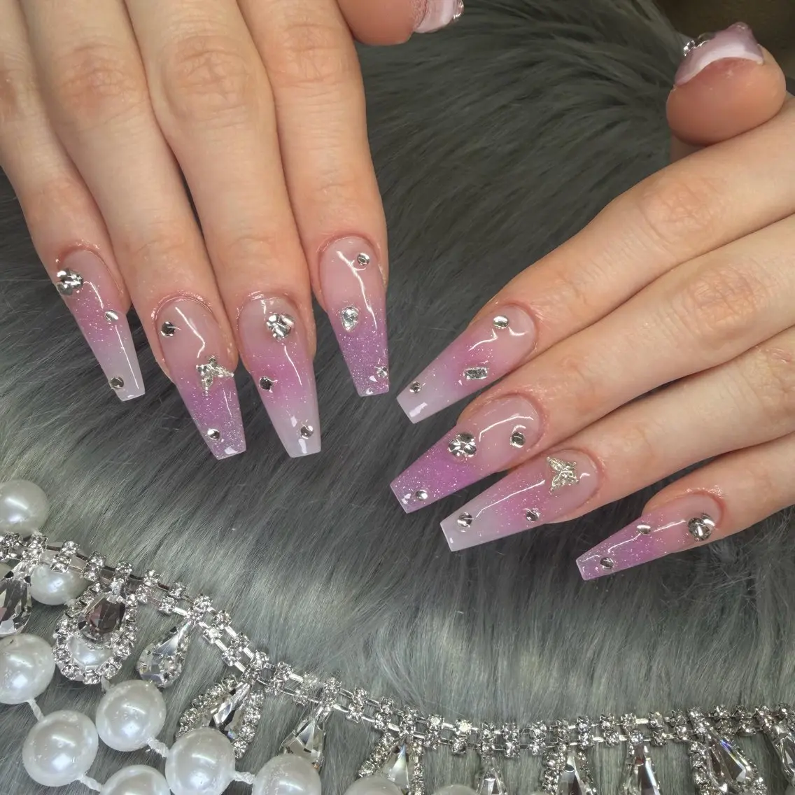 ネイル フレンチネイル ジェルネイル 韓国ネイル ロングネイル マグネットネイル ハンドネイル Nail Salon Growのネイルデザイン