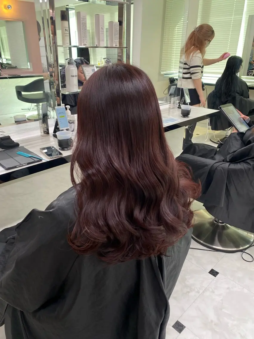 ロング カラー ヘアカラー トリートメント ヘアセット ♥️韓国風透明感 暖色misa♥️のヘアスタイル