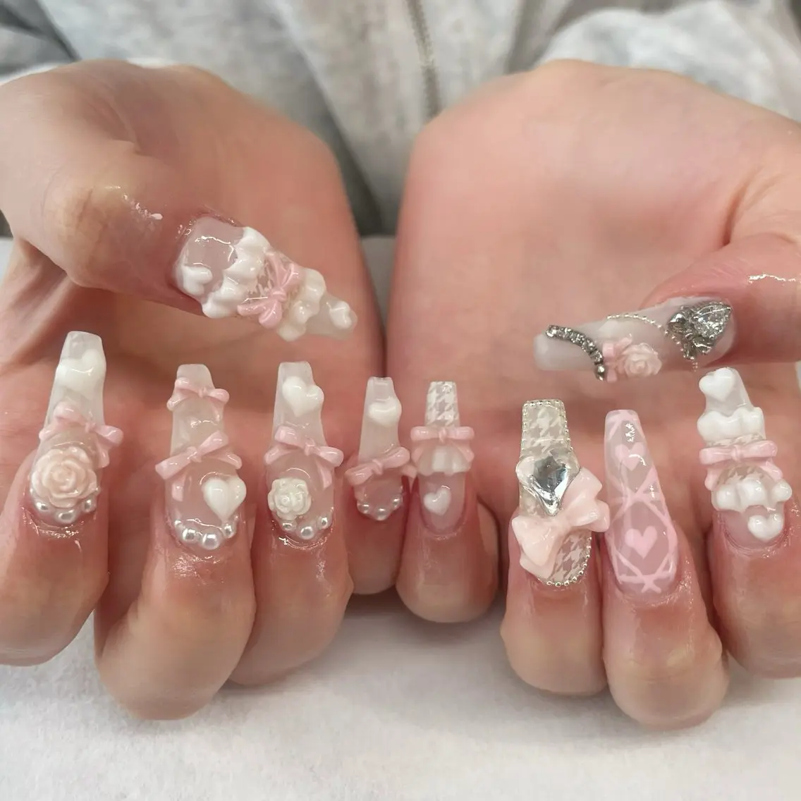 ネイル ハンドネイル 💎🐰 saki. m 🐰💎のネイルデザイン