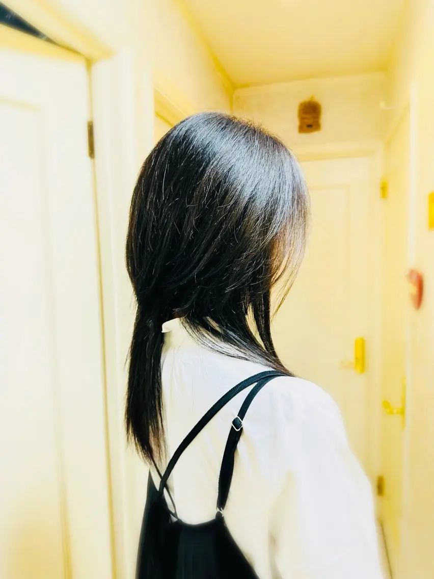 ロング ウルフカット カット 菅沼 美咲のヘアスタイル