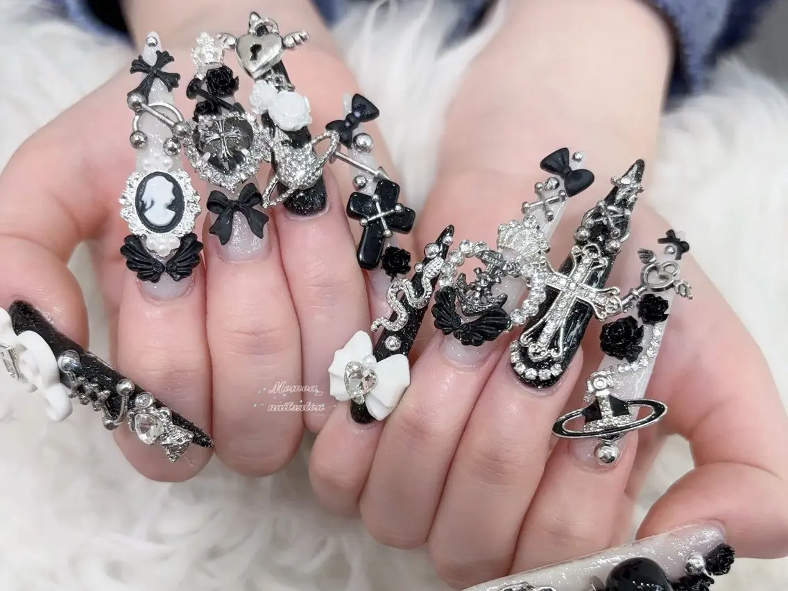 ネイル 成人式 マグネットネイル 大理石ネイル(マーブル) リボン 夏ネイル ハンドネイル MoMoA Nail ネイル長さ出し専門店のネイルデザイン
