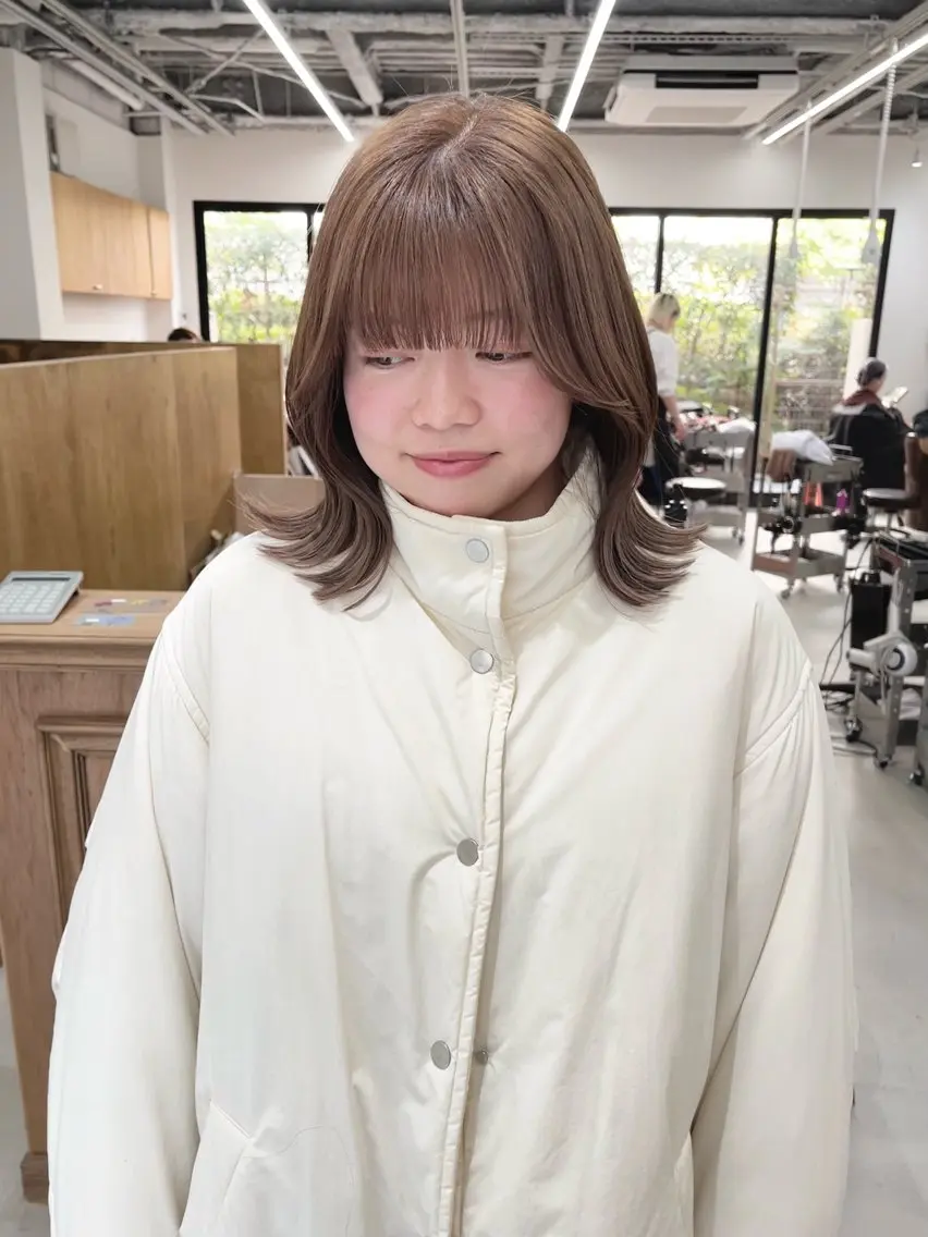 ミディアム カラー ヘアアレンジ ブリーチ ダブルカラー ブリーチなしカラー ena/ブリーチなし 透明感・レイヤー🎀のヘアスタイル