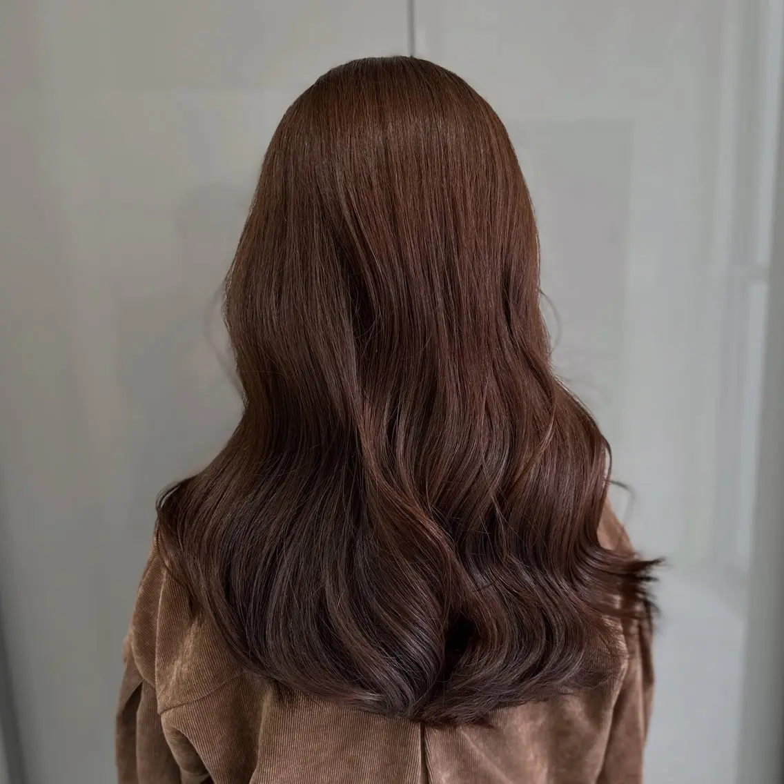 セミロング カラー ヘアアレンジ 🫧モテる💗ダメー ジレスハイトーン🫧のヘアスタイル