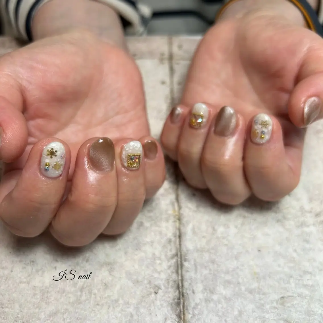 ネイル マグネットネイル I'S nail 佐野のネイルデザイン