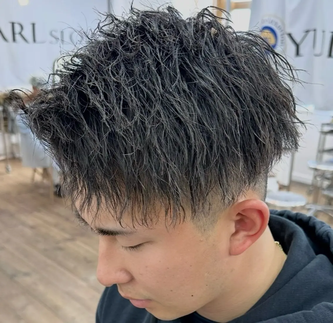 ショート カラー パーマ メンズ カット ヘアカラー パーマ メンズ特化✂️ 小枝 優生のヘアスタイル