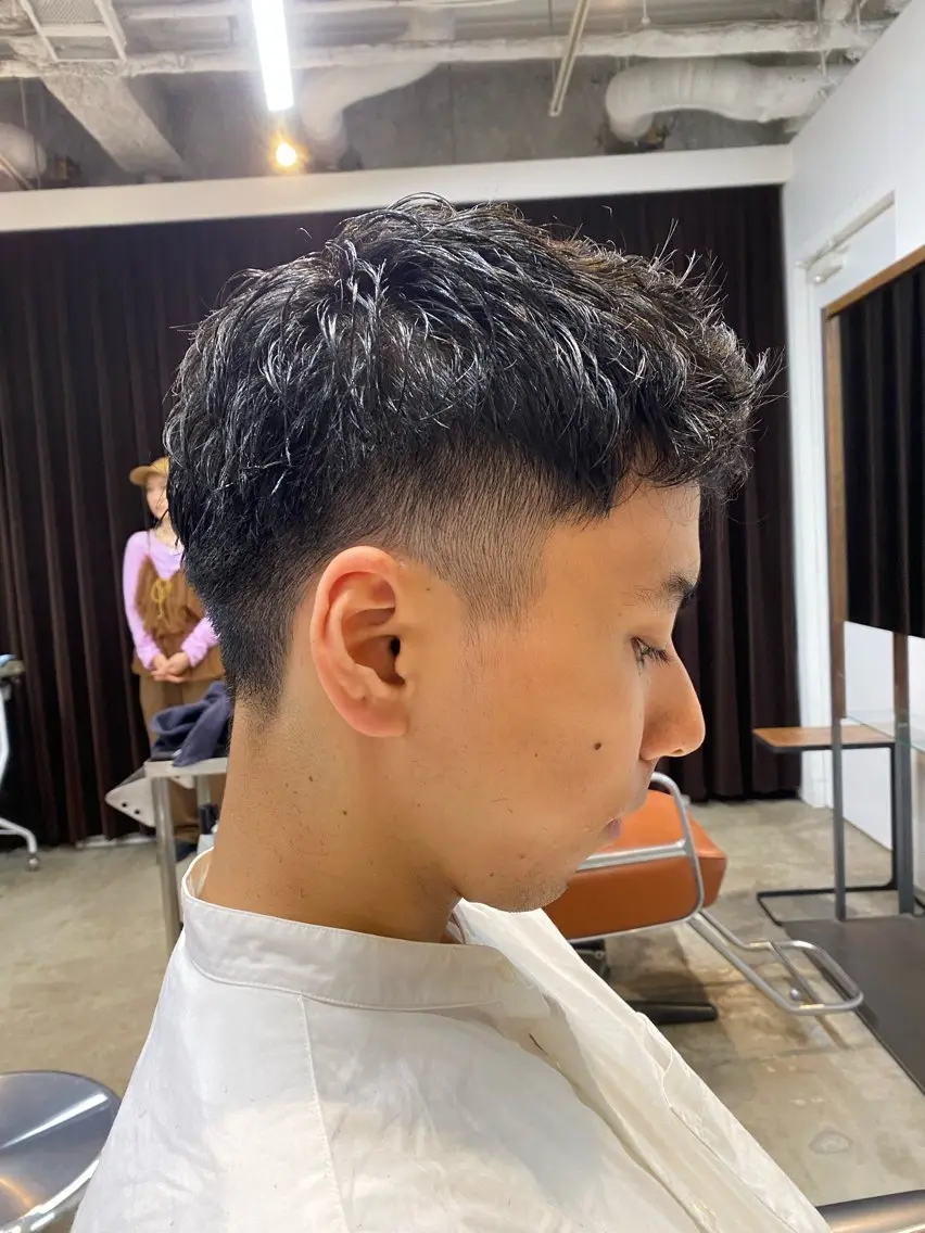 ショート メンズ 吉浦 知宏のヘアスタイル