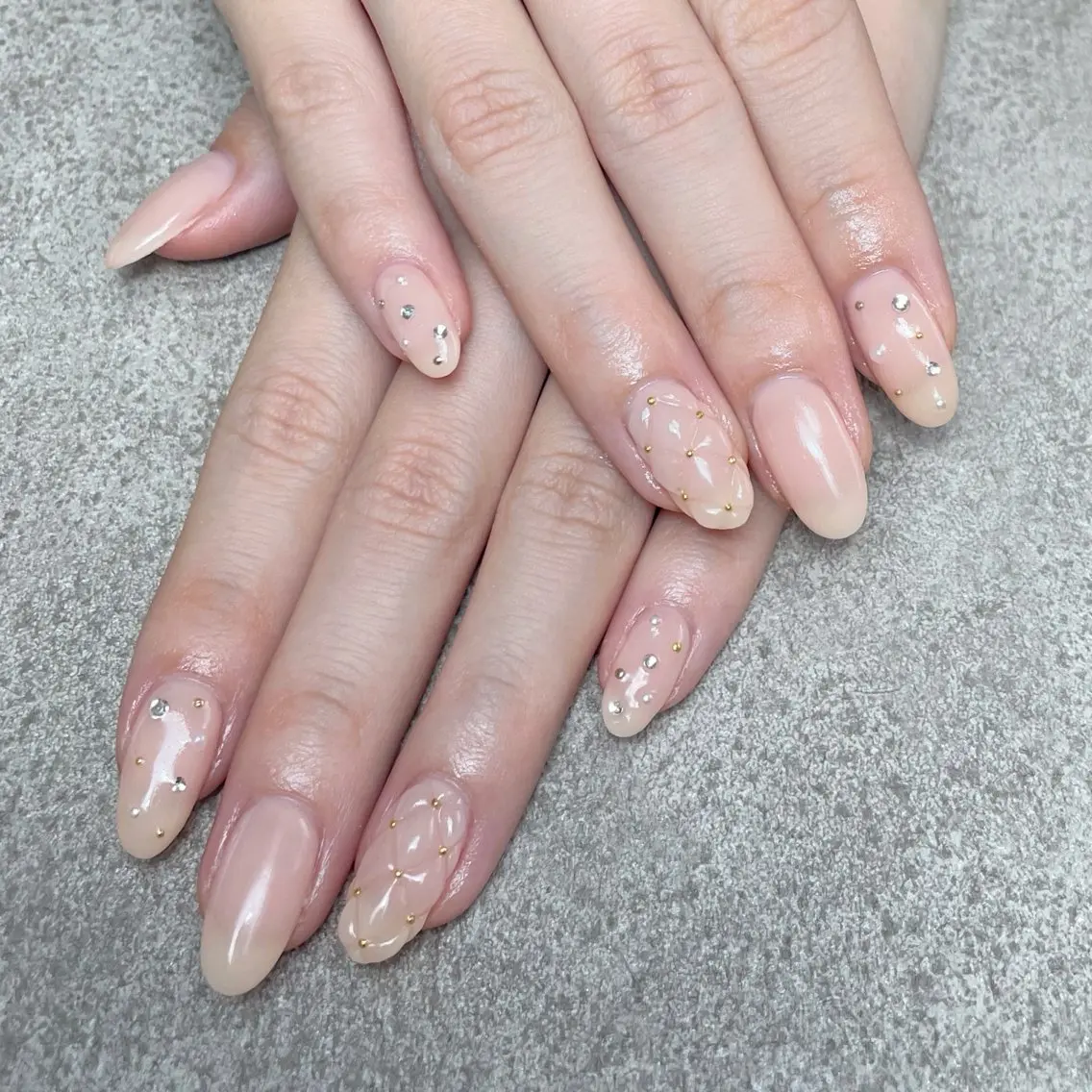 ネイル ハンドネイル nailroom DIASOMNIAのネイルデザイン