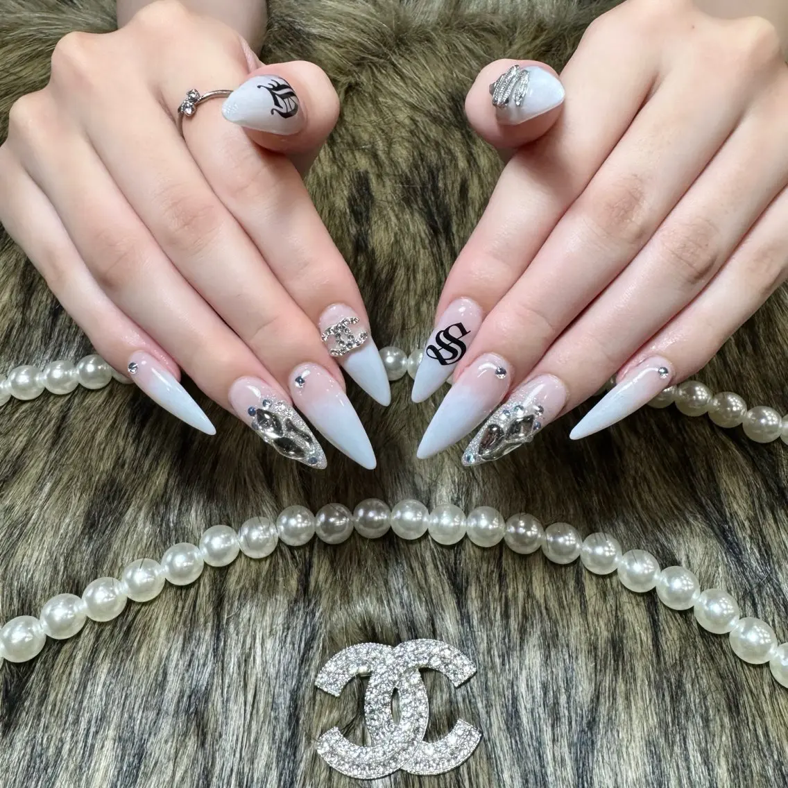 ネイル ハンドネイル Doris Nail Salonのネイルデザイン