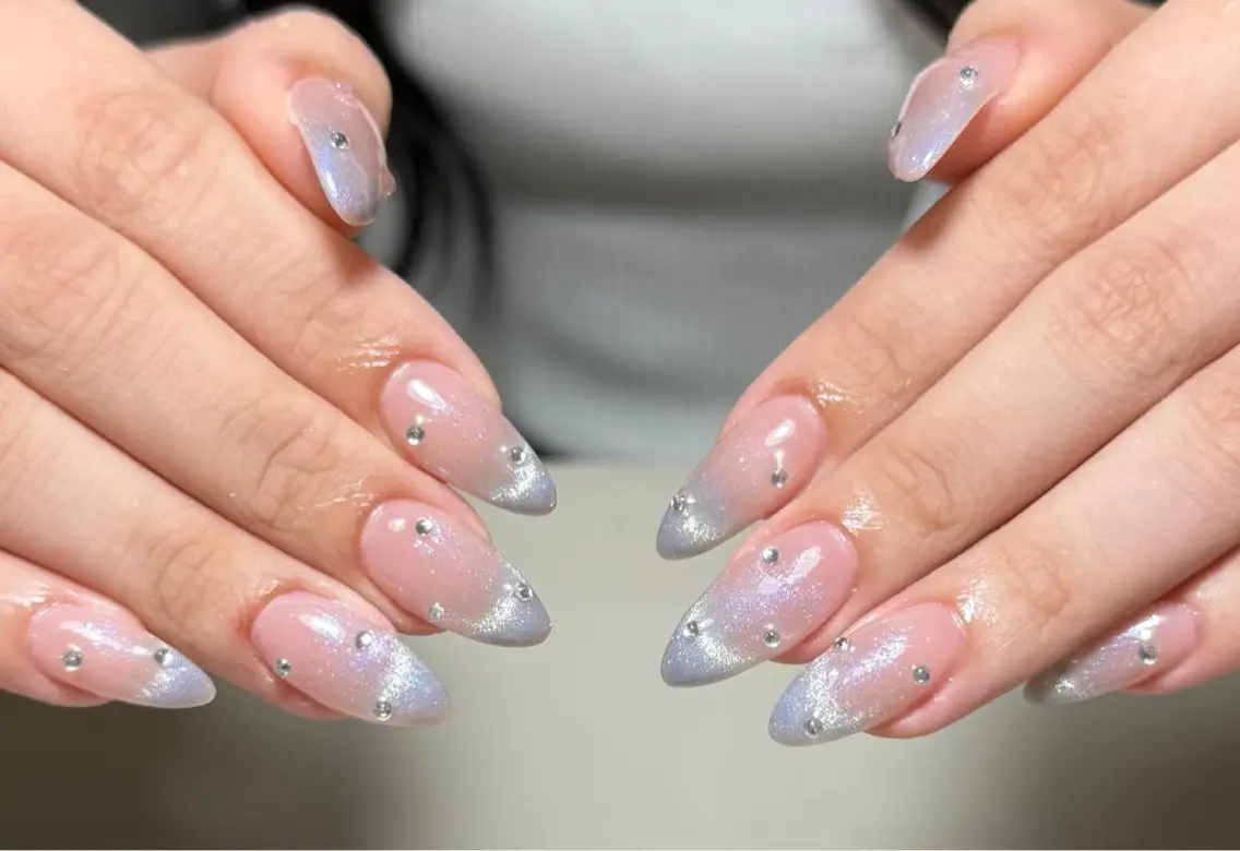 ネイル ハンドネイル Venus nail チップ長さだし専門店のネイルデザイン