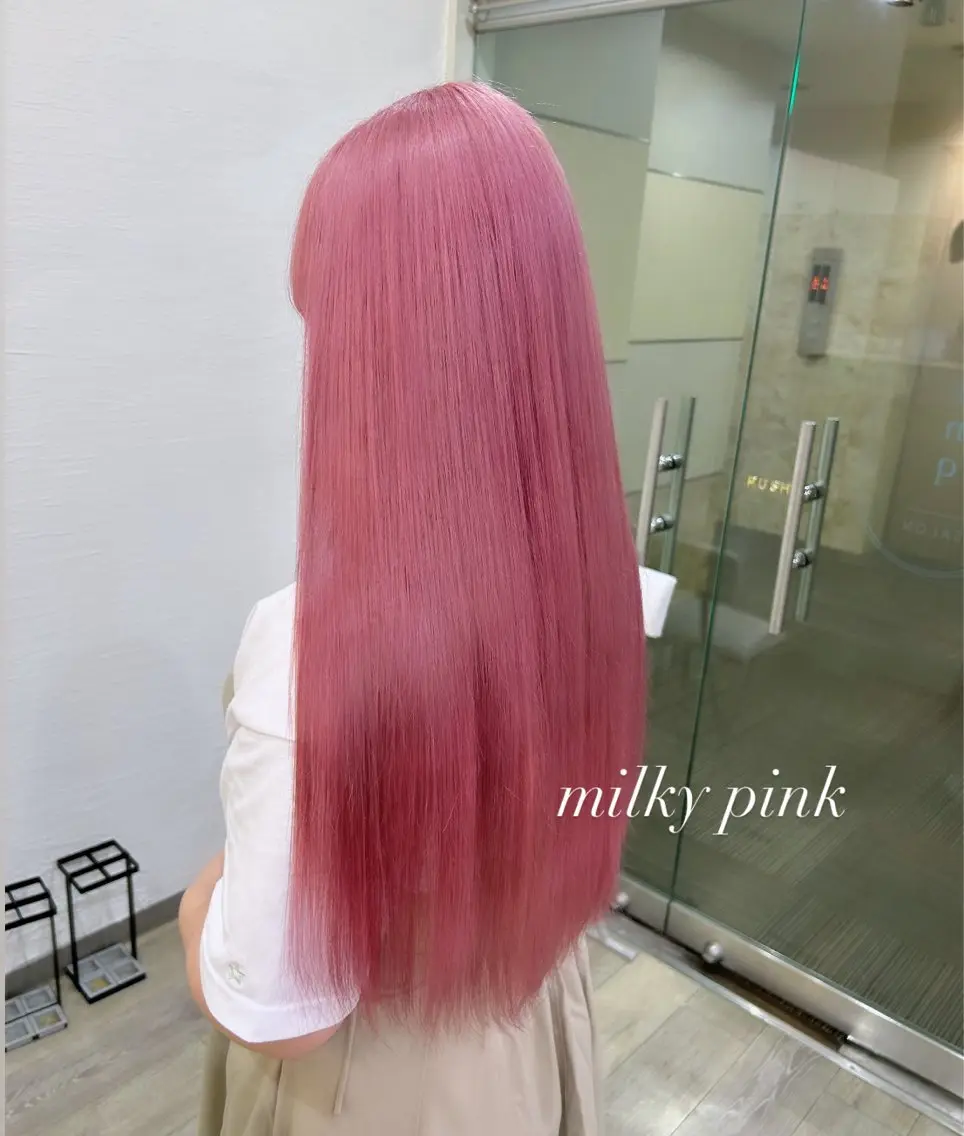 ロング カラー ヘアカラー トリートメント りん🌷︎名古屋 ブリーチカラーのヘアスタイル